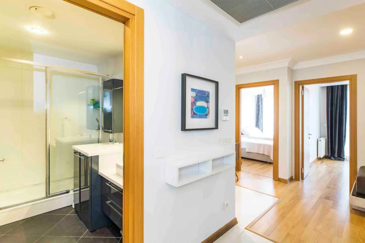 Downtown Two-Bedrom Apartment ティビリシ エクステリア 写真